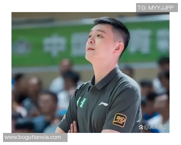 杨鸣：质疑让我们憋着一股劲，在斗志方面没有失掉老辽篮的传统和精力